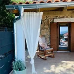 Casa Di Nika - Charming Stone Willa *