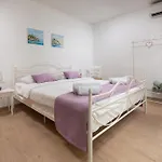 Casa Di Nika - Charming Stone Bribir (Primorje-Gorski Kotar)