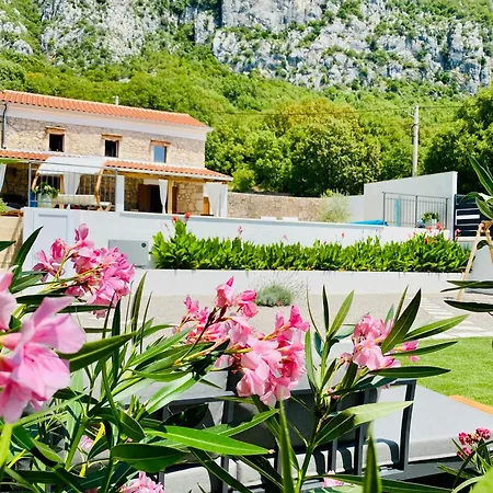 Casa Di Nika - Charming Stone