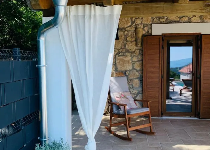 Casa Di Nika - Charming Stone Villa *
