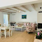 Casa Di Nika - Charming Stone *