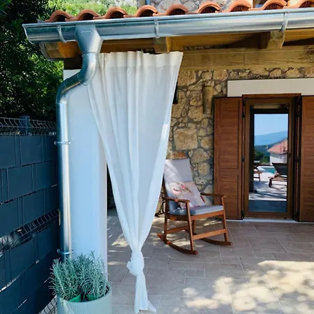 Casa Di Nika - Charming Stone Villa *