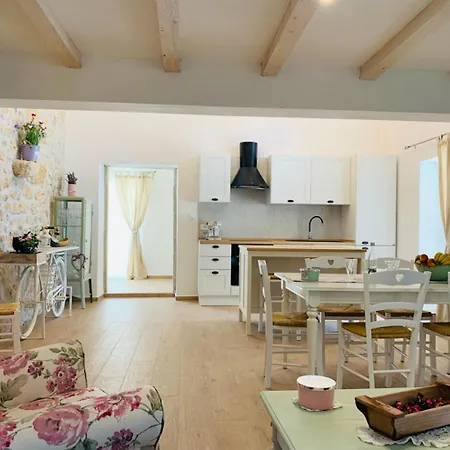 Casa Di Nika - Charming Stone Bribir (Primorje-Gorski Kotar)