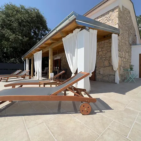 Villa Casa Di Nika - Charming Stone