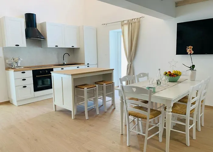 Casa Di Nika - Charming Stone Villa