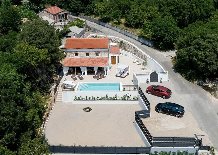 Villa Casa Di Nika - Charming Stone