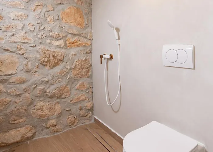 Casa Di Nika - Charming Stone Villa *