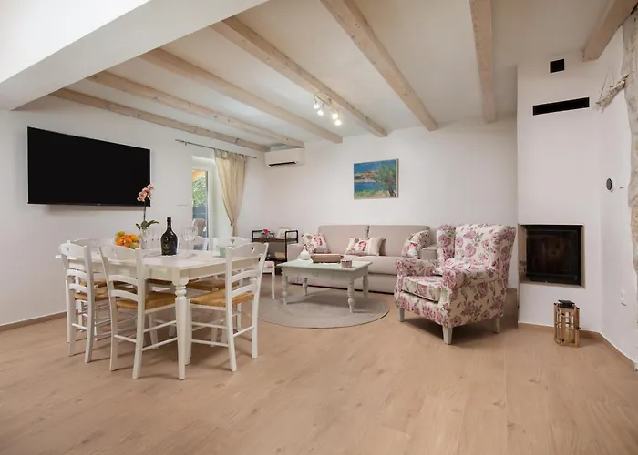 Villa Casa Di Nika - Charming Stone Bribir