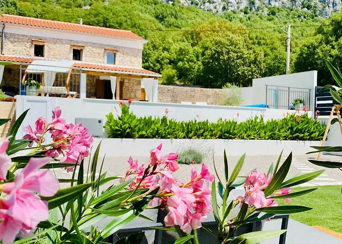 Casa Di Nika - Charming Stone